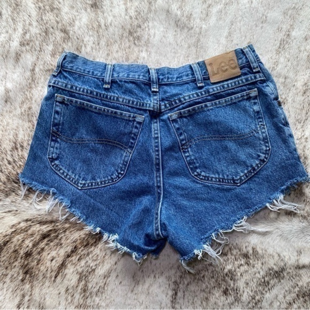 LEE Women's 90s Vintage Cut Off Blue Jean Daisy Frayed Cheeky Dukes Shorts 30